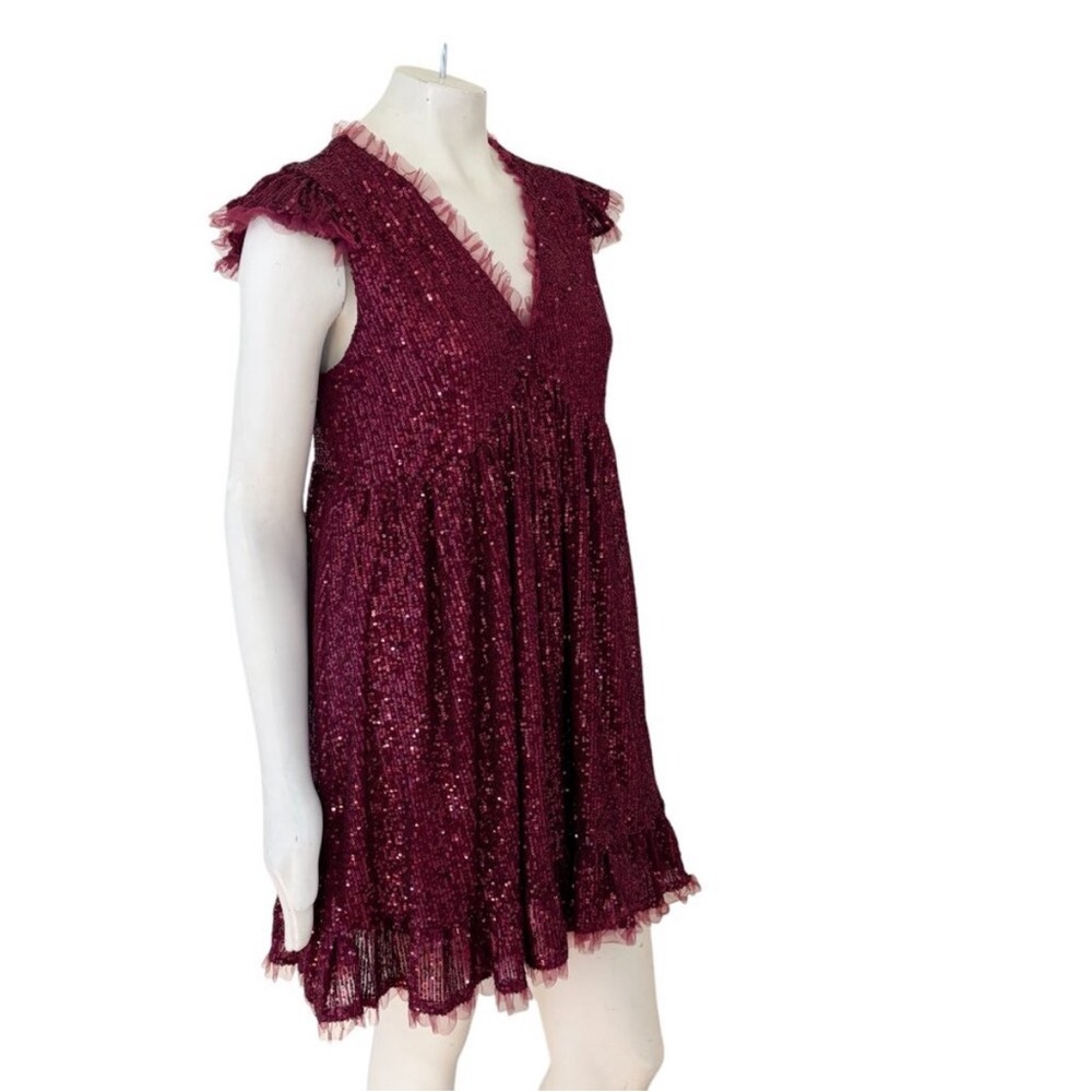 NEW M by MNK Tulle Trimmed Sequin Babydoll Swing Party Dress in Maroon